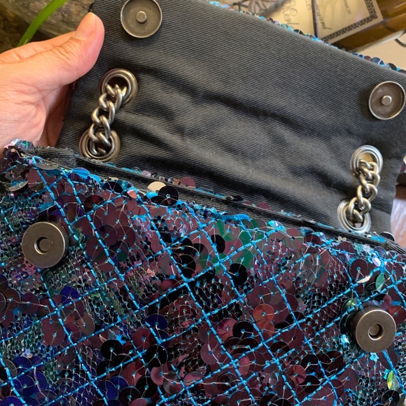 Kurt Geiger London sequins flap crosb/Shoulder - Picture 12 of 16